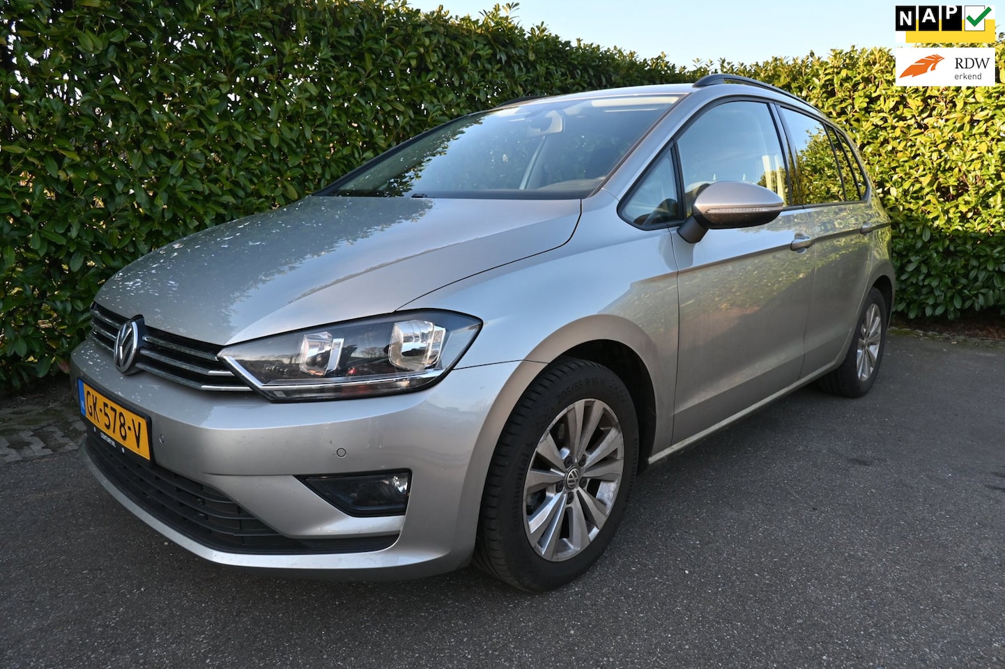 Volkswagen Golf Sportsvan - 1.2 TSI Comfortline. Automaat. Origineel Nederlandse auto met NAP. - AutoWereld.nl