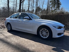 BMW 3-serie - 316i Upgrade Edition
