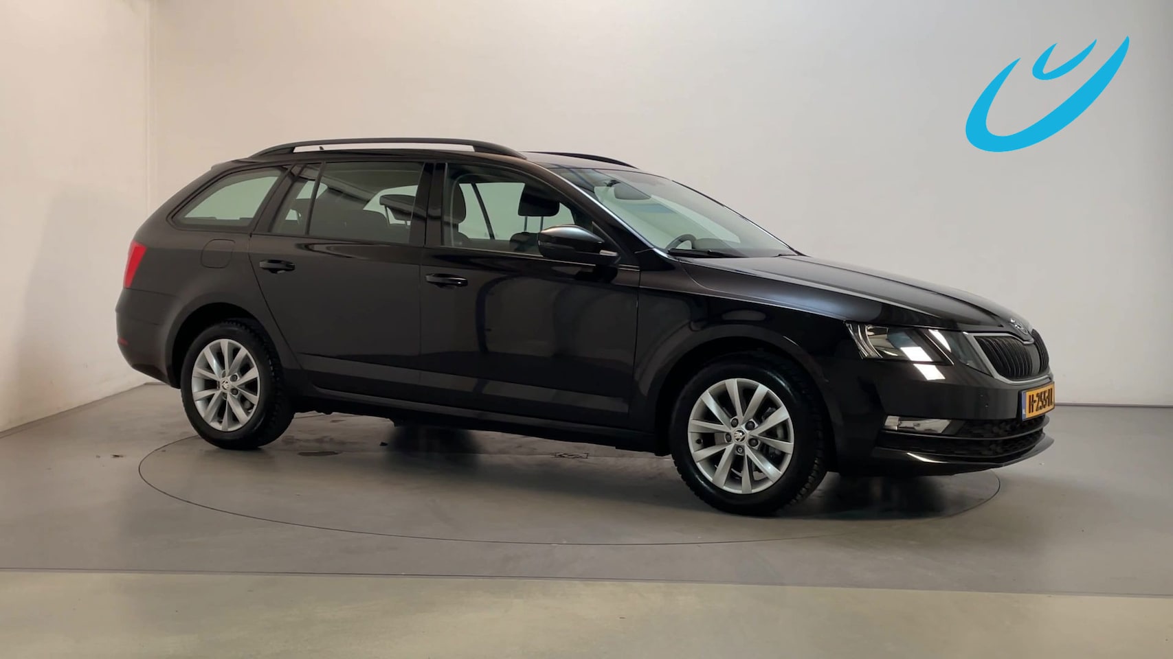 Skoda Octavia Combi - 1.0 TSI Greentech Business Edition Navigatie Parkeersensoren App-Connect - AutoWereld.nl