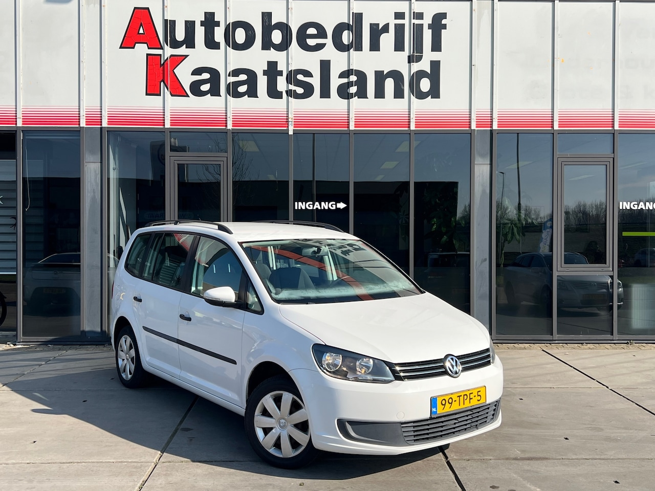 Volkswagen Touran - 1.4 TSI Trendline EcoFuel - Clima - Cruise - Trekhaak - - AutoWereld.nl