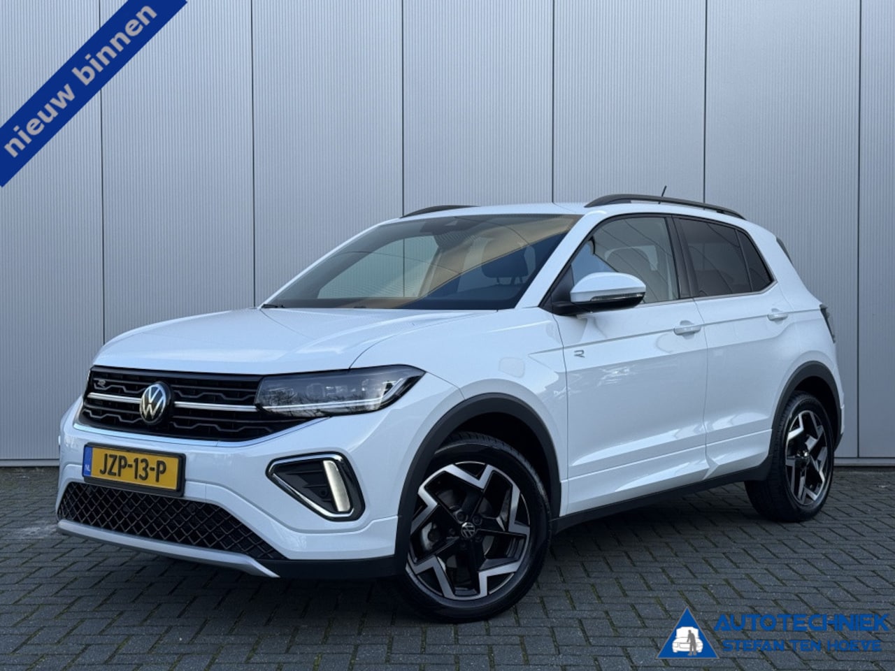 Volkswagen T-Cross - 1.5 TSI R-Line Carplay Camera Led Acc Trekhaak - AutoWereld.nl