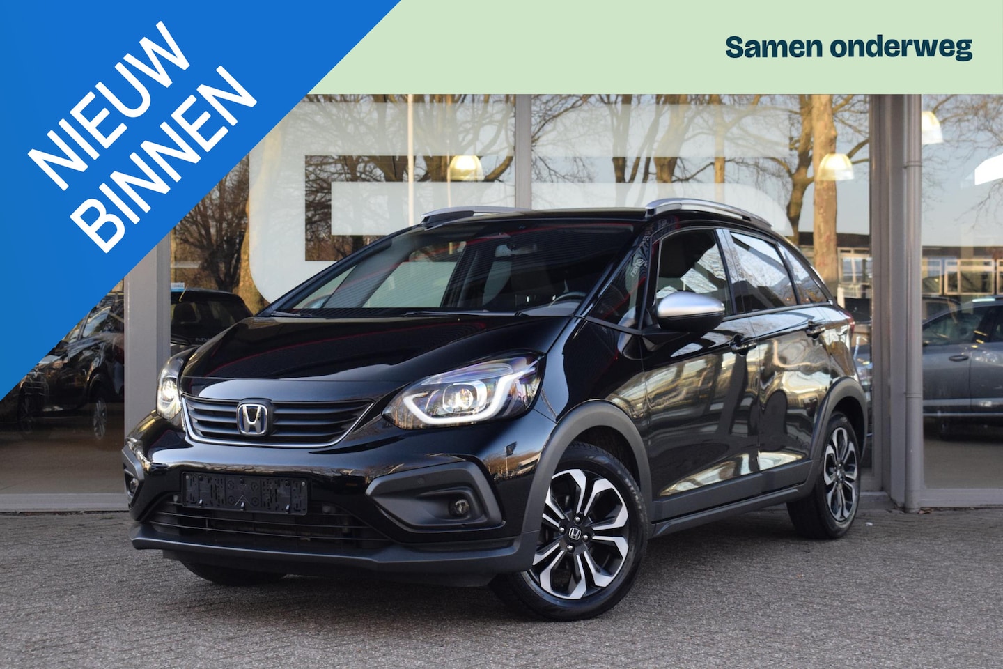 Honda Jazz - 1.5 e:HEV Crosstar CARPLAY ACC LED CAM LMV ECC NAV - AutoWereld.nl