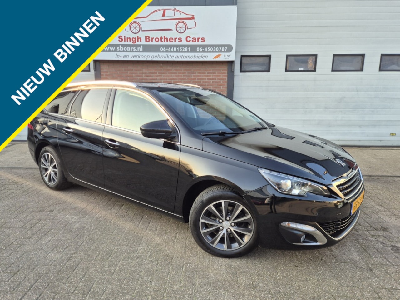 Peugeot 308 SW - 1.2 PureT.Blue L. Pr - AutoWereld.nl