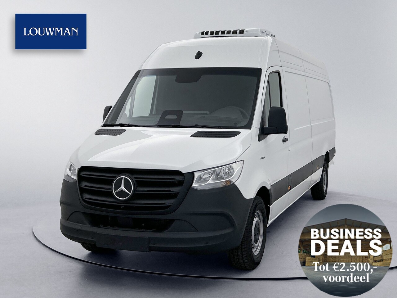 Mercedes-Benz eSprinter - 0,99% RENTE - L3H2 420 113kwh RWD PRO Koel Vries Combinatie | DC laden 115KW | 270 graden - AutoWereld.nl