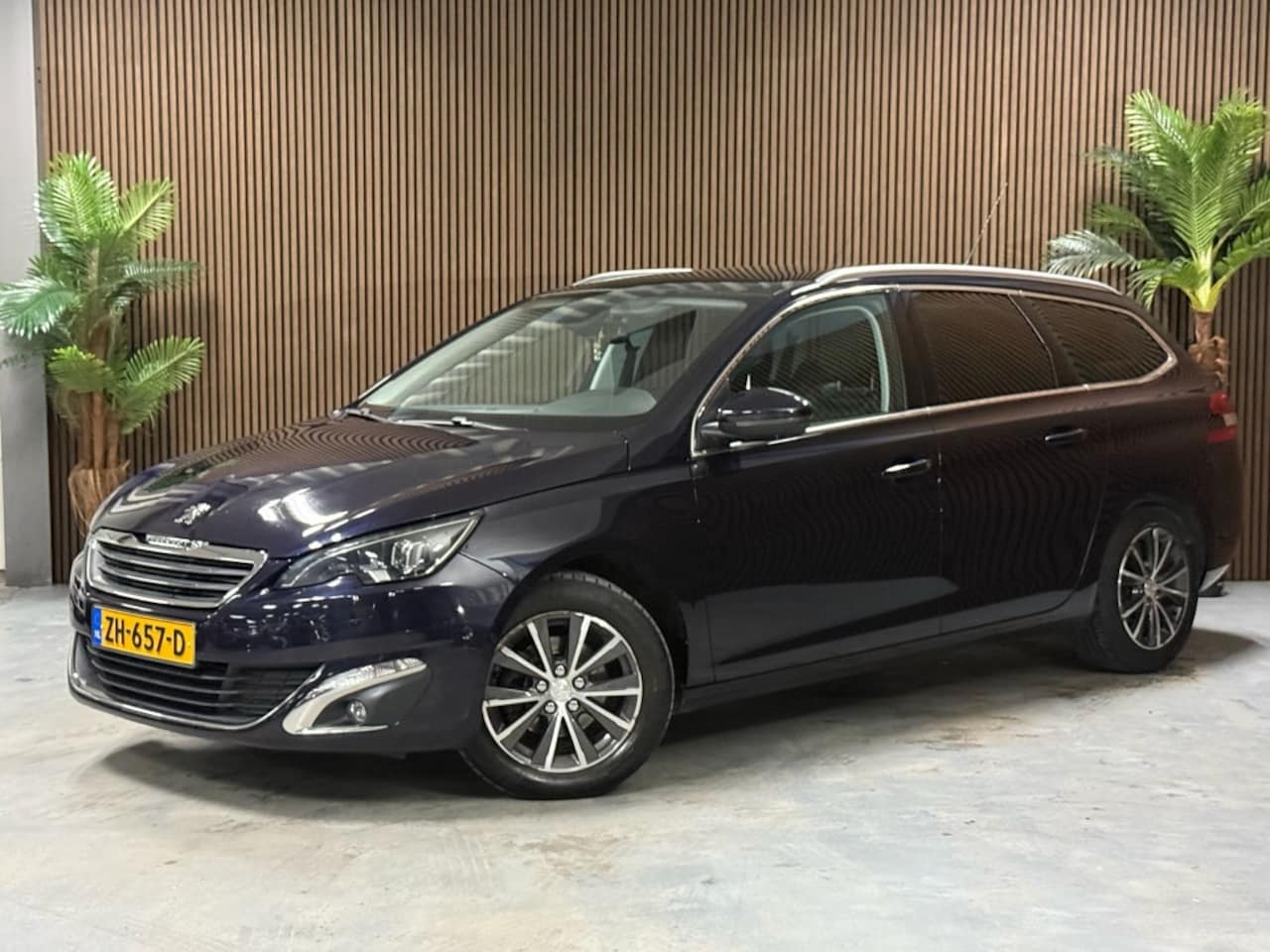 Peugeot 308 SW - 1.2 PureTech Allure 1.2 PureTech Allure - AutoWereld.nl