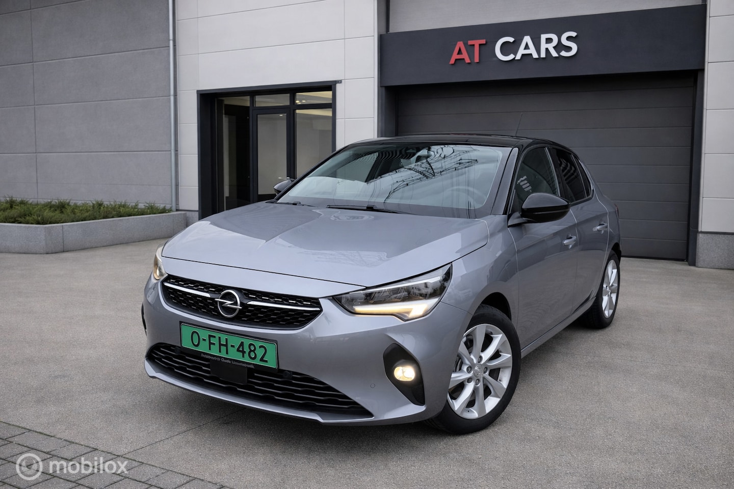Opel Corsa - 1.2 Edition+|stuur&stoel verwarming|Apple carplay - AutoWereld.nl
