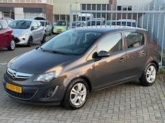 Opel Corsa - 1.4-16V Design Edition 101PK 5 DEURS NL AUTO NAP NAVI l STOEL-STUURVERWARMING l CRUISE l P