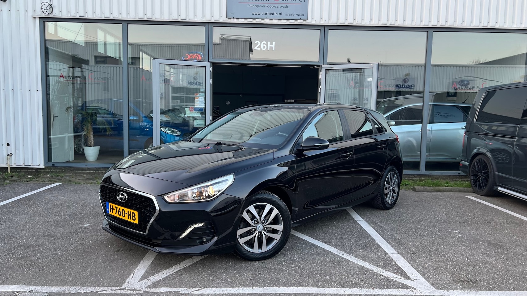 Hyundai i30 - 1.4 T-GDI Comfort AUTOMAAT | NAVI | CLIMA | CRUISE | STOEL/STUUR VERWARM. | CAMERA | PDC | - AutoWereld.nl