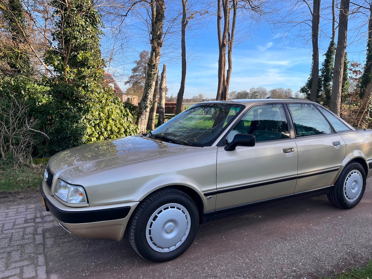 Audi 80 - 1.6 E 1.6 E - AutoWereld.nl