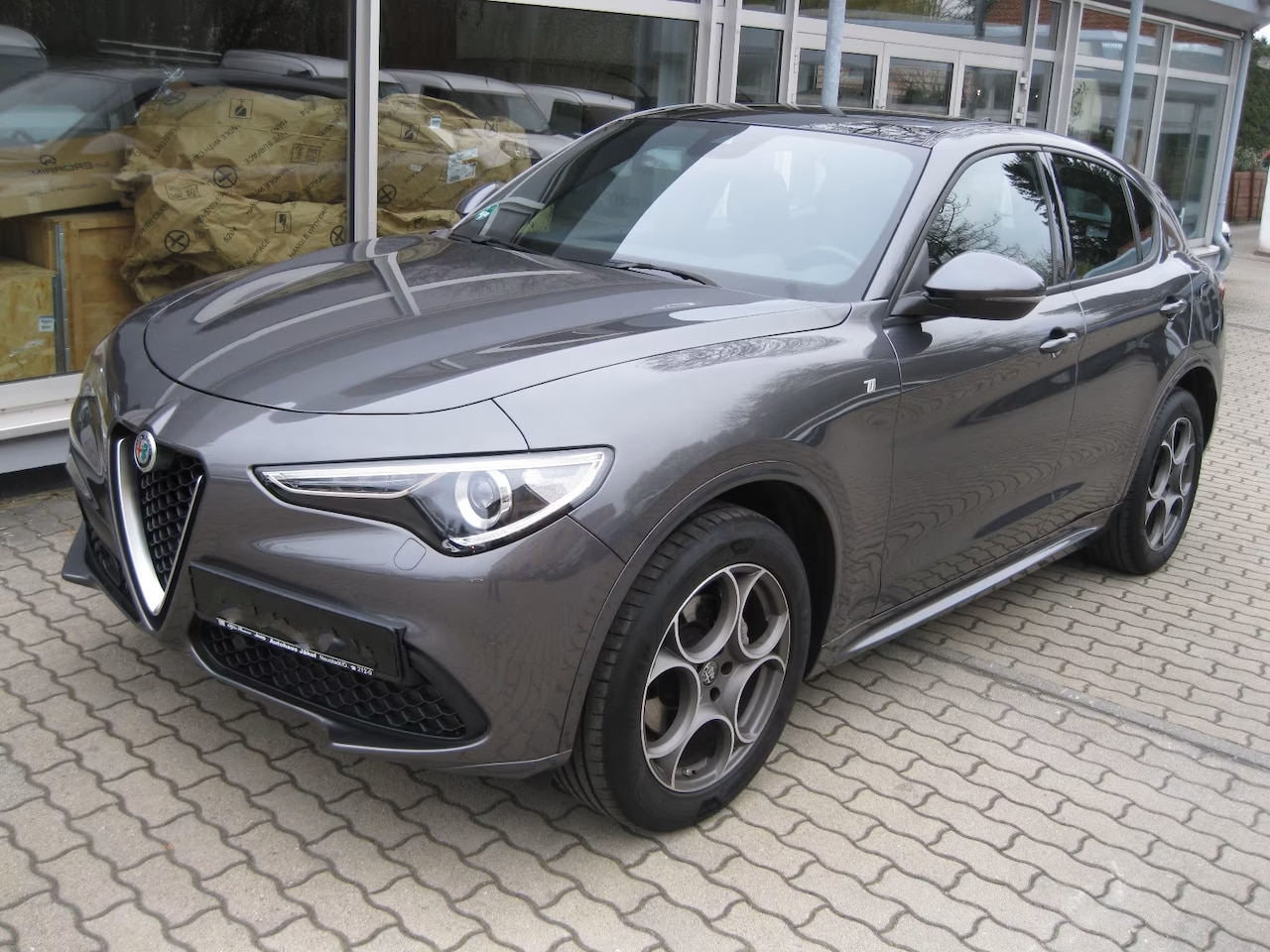 Alfa Romeo Stelvio - 2.0T Q4 Ti (206kW/280pk) ** Bi-XENON/LED, LEDER, PANORAMA, ACC, 19-inch LMV, MEM ** 1e EIG - AutoWereld.nl