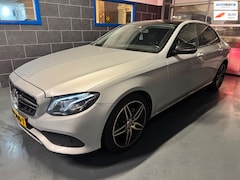Mercedes-Benz E-klasse - 200 Prestige - Navi - Camera - Wide Screen - Sfeerverlichting - Dealer onderhouden - Elekt