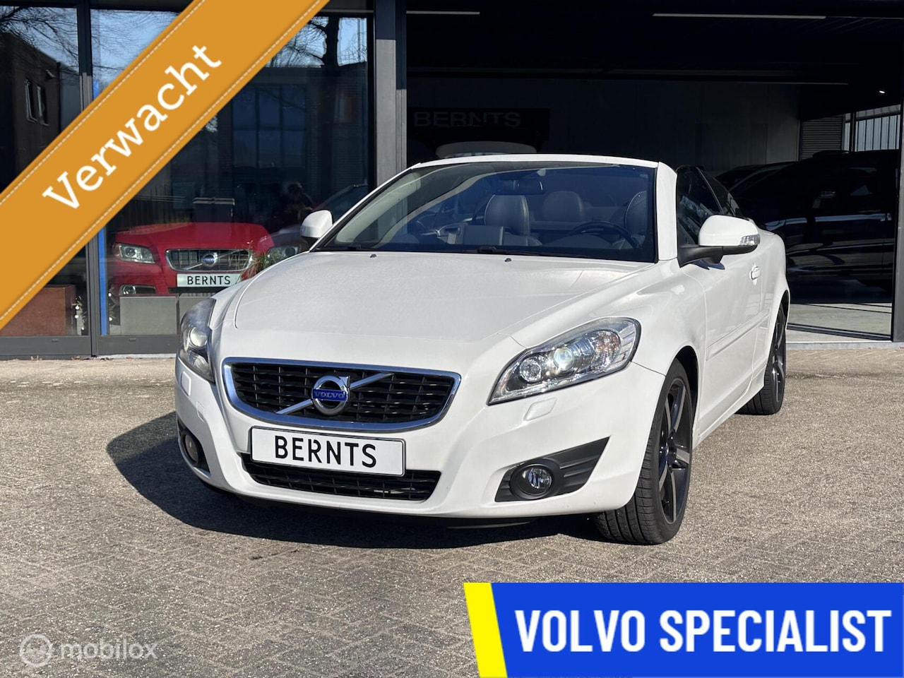 Volvo C70 Convertible - 2.5 T5 Momentum 2.5 T5 Momentum - AutoWereld.nl