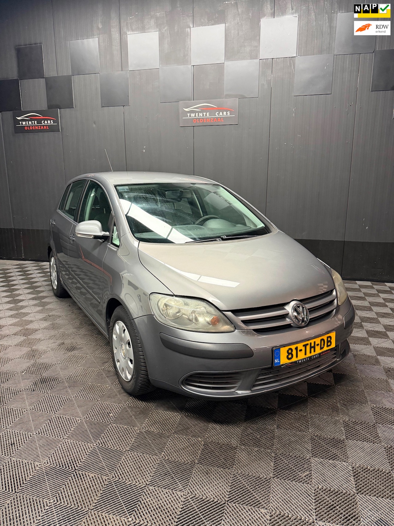 Volkswagen Golf Plus - 1.6 FSI Comfortline Business | Clima | Nieuwe APK | - AutoWereld.nl