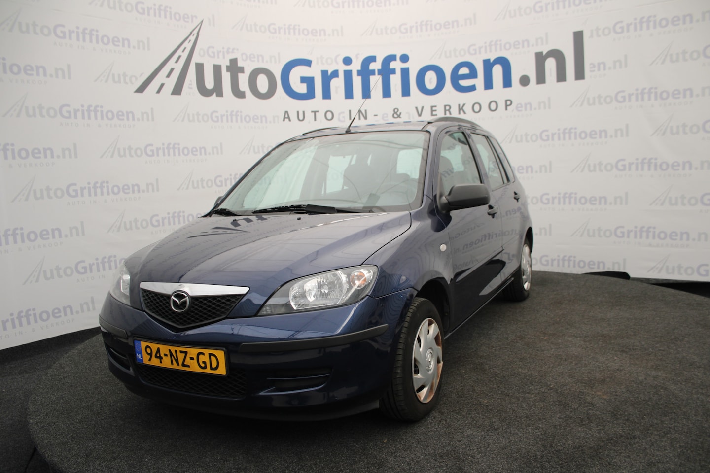 Mazda 2 - 1.4 Exclusive MPV met trekhaak en NAP - AutoWereld.nl