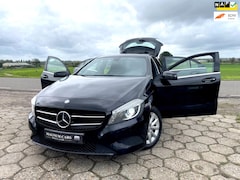 Mercedes-Benz A-klasse - 180 AMG NAP 5Drs Xenon Leder Navi Scherm Trekhaak Airco full Option