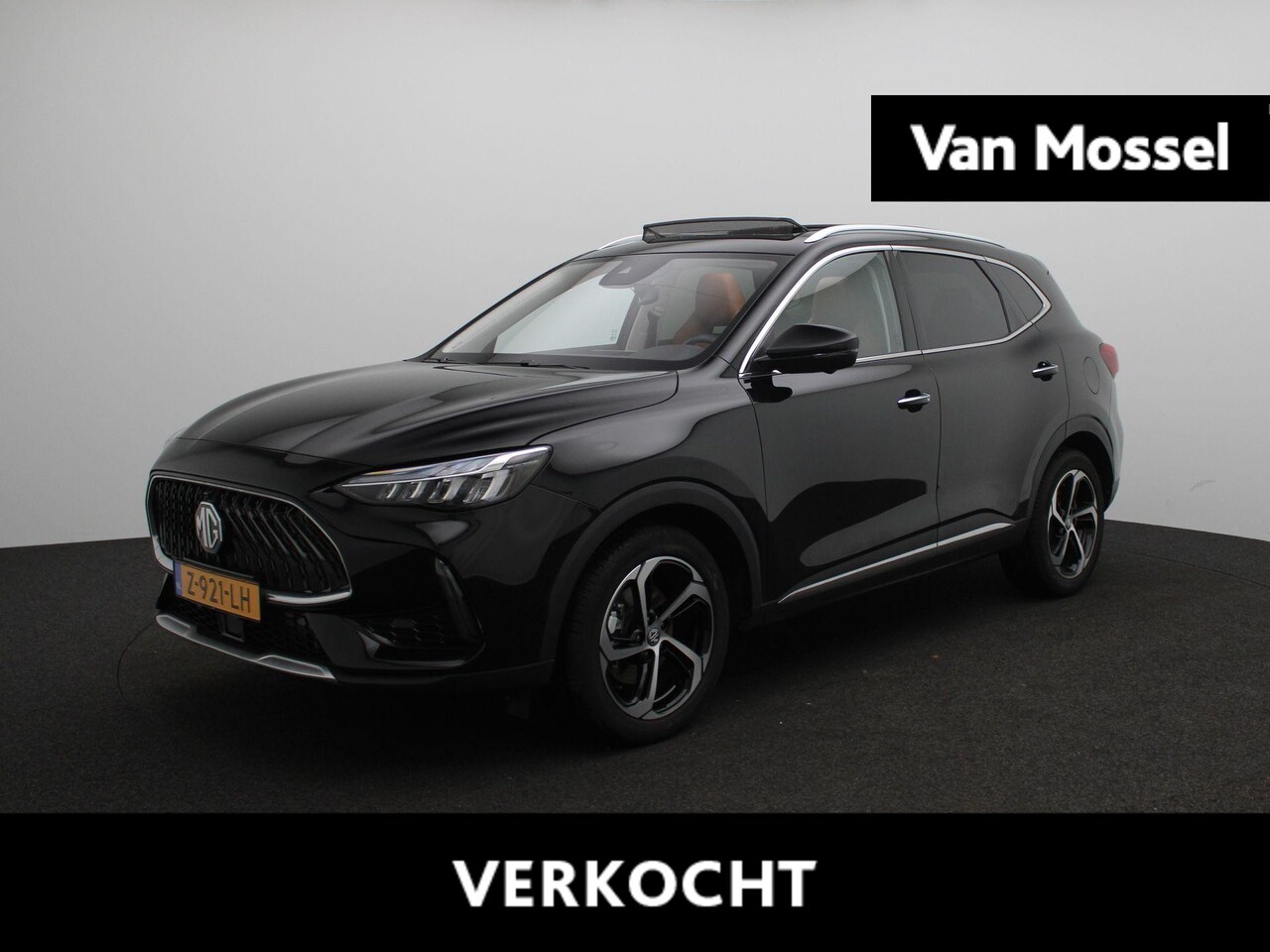 MG EHS - 1.5 TGDI PHEV Aut. Luxury | 1e-Eig. | Cognac Leder | Trekhaak | Panoramadak | Led Koplampe - AutoWereld.nl