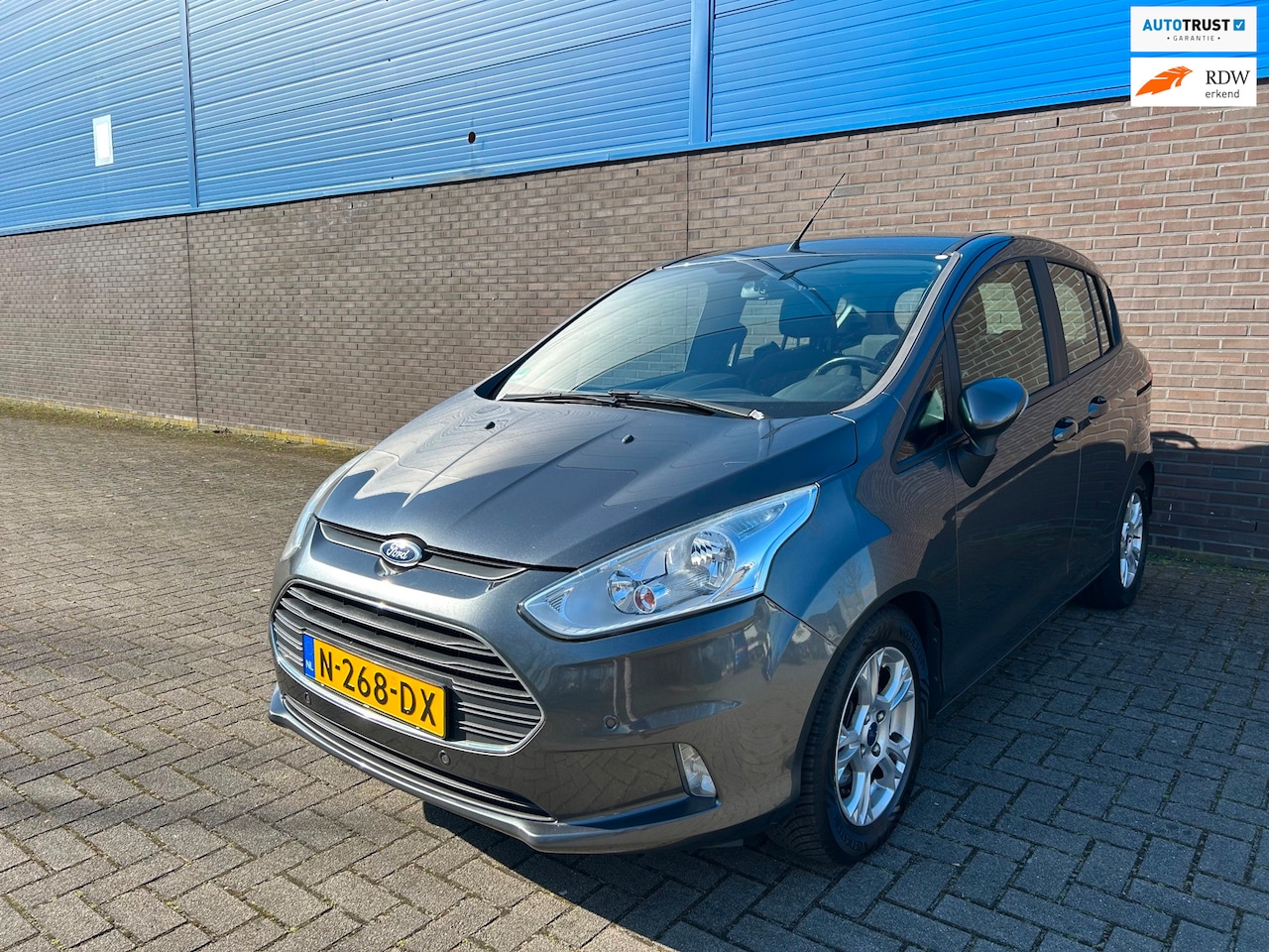 Ford B-Max - 1.0 EcoBoost Titanium | Stoelverwarming | Parkeersensoren | Climate | Cruise | Regen/Licht - AutoWereld.nl