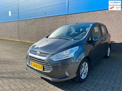 Ford B-Max - 1.0 EcoBoost Titanium | Stoelverwarming | Parkeersensoren | Climate | Cruise | Regen/Licht