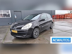 Renault Clio - 1.2-16V Authentique ( lees goed)