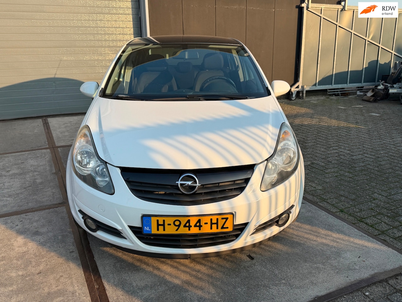 Opel Corsa - 1.4-16V 1.4-16V - AutoWereld.nl
