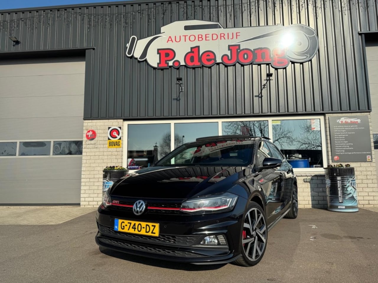 Volkswagen Polo - 2.0 TSI GTI Panorama dak Miltek ACC Carplay DSG BEATS audio - AutoWereld.nl