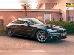 BMW 4-serie Gran Coupé - 418i Executive Edition 136 PK | M-Pakket | Carbon Zwart | Schuifdak | Camera | 18''