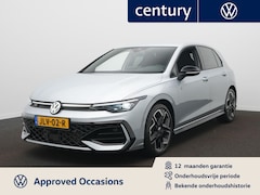 Volkswagen Golf - 1.5 eTSI R-Line Edition Autoomaat - Camera - IQ light - Stoelverwarming - ACC