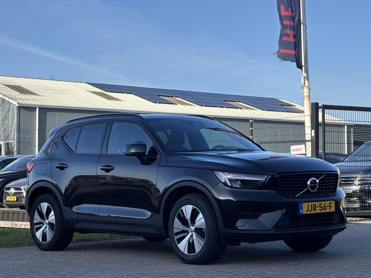 Volvo XC40 - 1.5 T4 Plug-in hybrid Plus Dark stuur vw panodak SOH 97,8 % - AutoWereld.nl