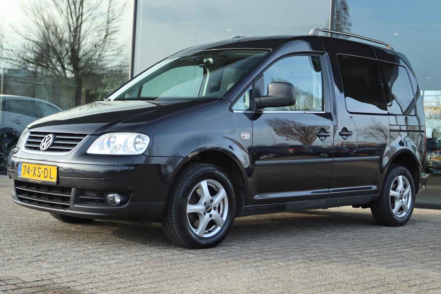 Volkswagen Caddy - 1.9 TDI OPTIVE COMFORT 5P. INVALIDE / ROLSTOEL | ROLSTOELLIFT | HANDBEDIENING - AutoWereld.nl