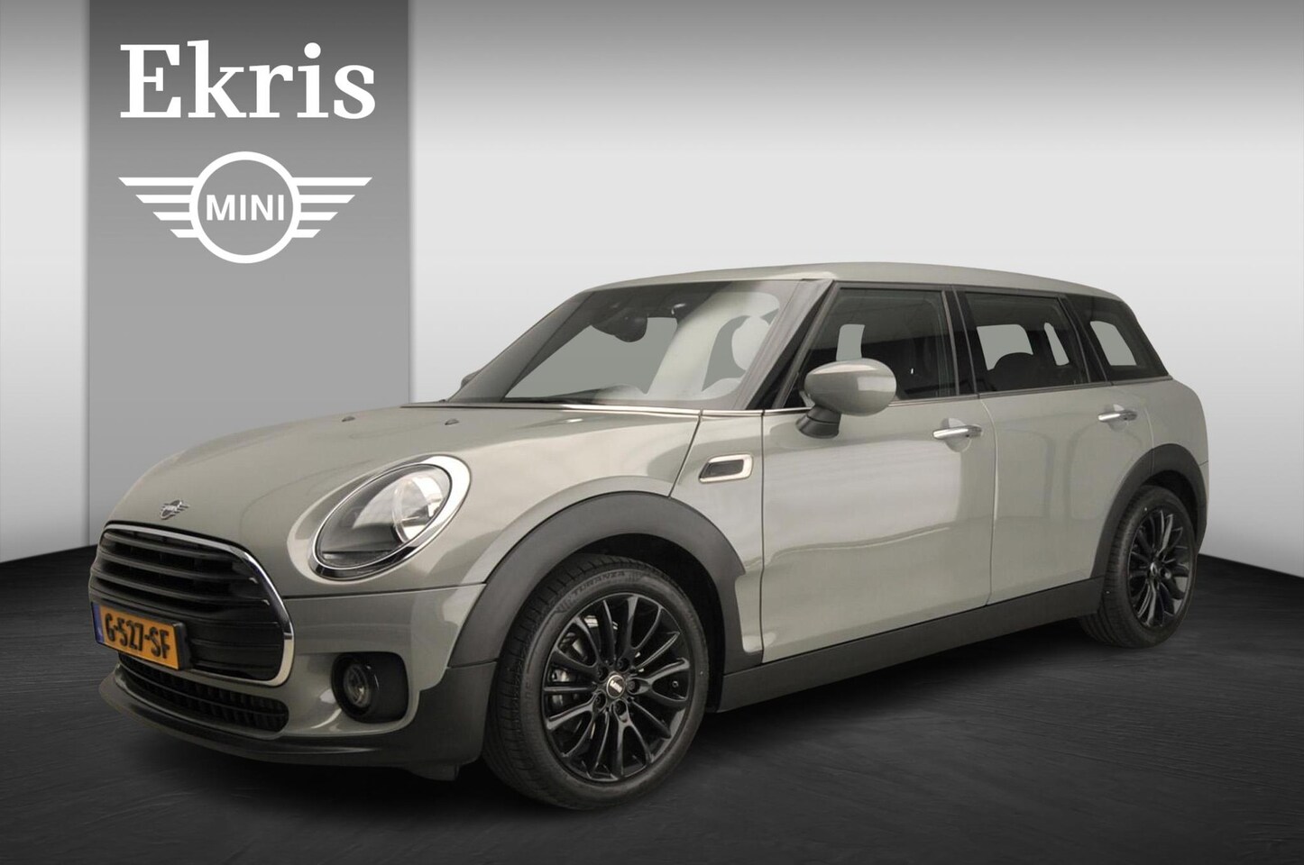 MINI Clubman - One Automaat / Climate / LED / Cruise / Navigatie / Alu wielen 17 inch black - AutoWereld.nl
