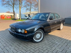 BMW 5-serie - 520i 6 cilinder 190.000KM