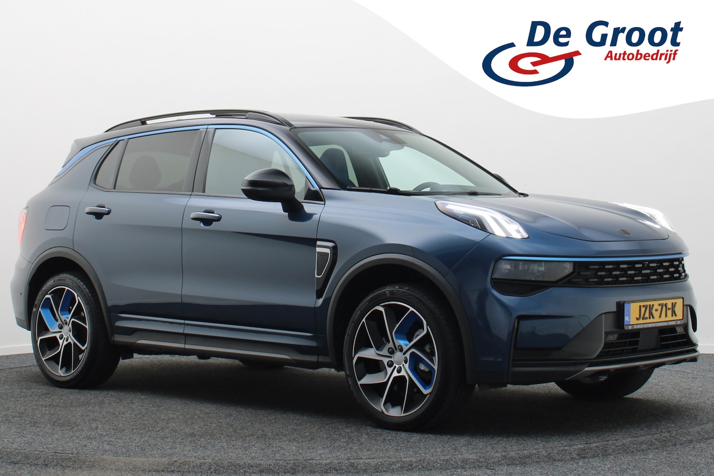 Lynk & Co 01 - 1.5 Two-Tone, 360° Camera, Panoramadak, Zwarte hemel, ACC, Keyless, PDC, LED, 20'' - AutoWereld.nl