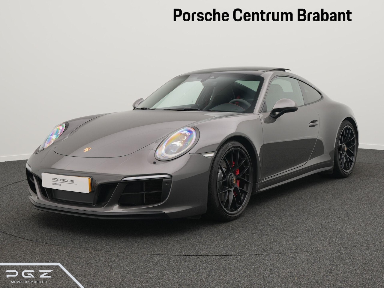 PORSCHE 911 CARRERA 4 GTS