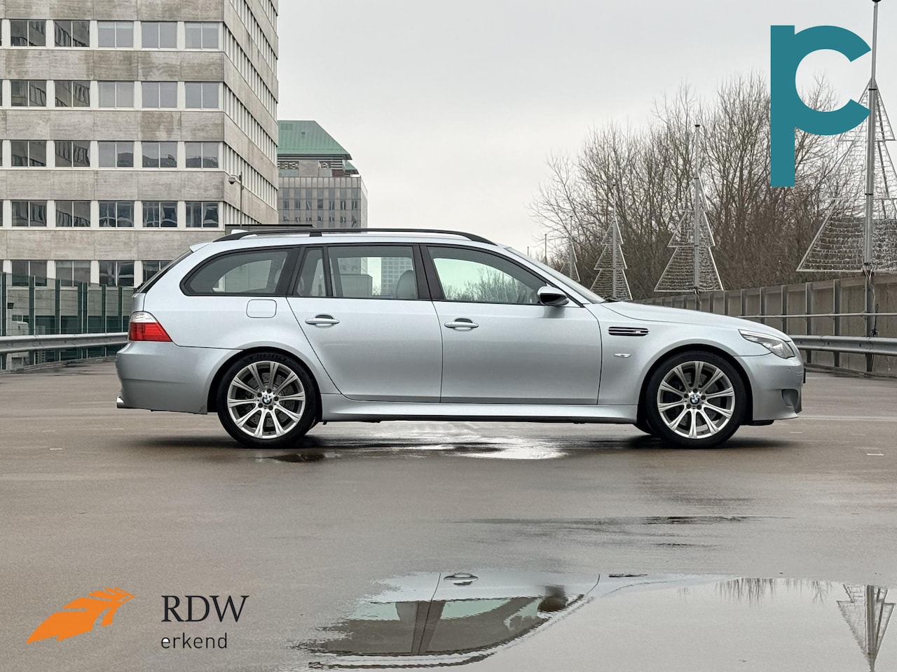 BMW 5-serie Touring - M5 V10 volleder dashboard trekhaak Silverstone II int + ext - AutoWereld.nl