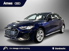 Audi A3 Sportback - 35 150pk TFSI S edition Stoelverwarming voorin | Sportstoelen zwarte stof | Parkeersensore