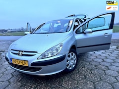 Peugeot 307 - 1.6-16V XS NAP 5Drs Airco Elek.ram Nieuwe APK
