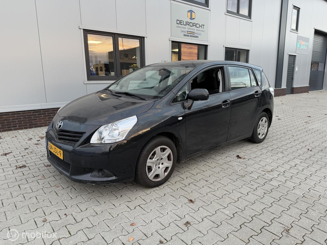 Toyota Verso - 2.0 D-4D Comfort 2.0 D-4D Comfort - AutoWereld.nl