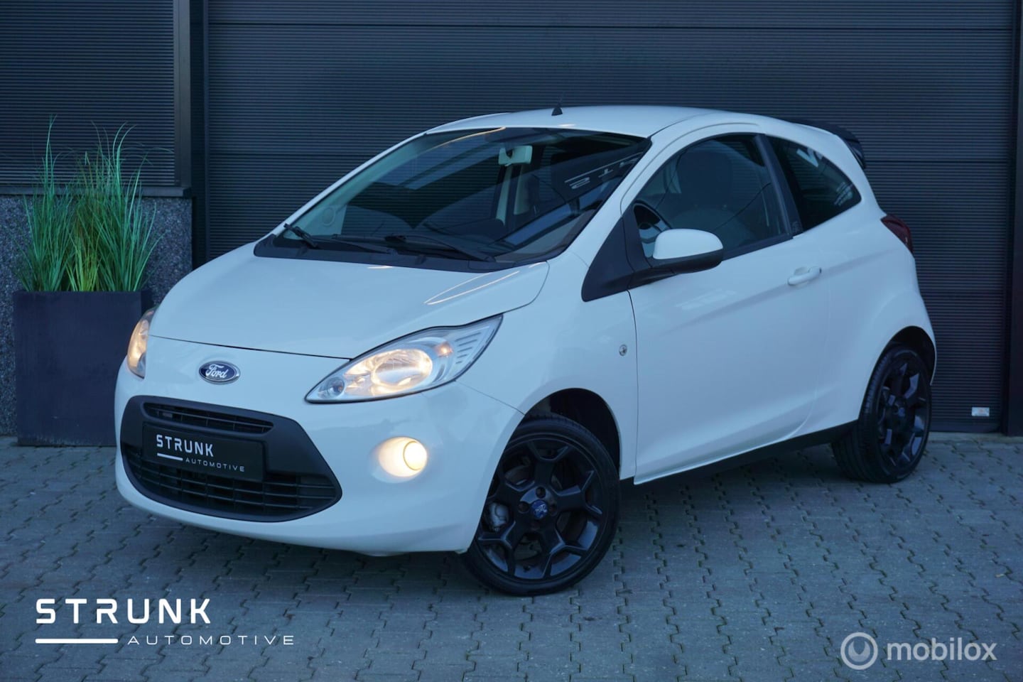 Ford Ka - 1.2 Titanium Airco Centr Vergr LMV - AutoWereld.nl