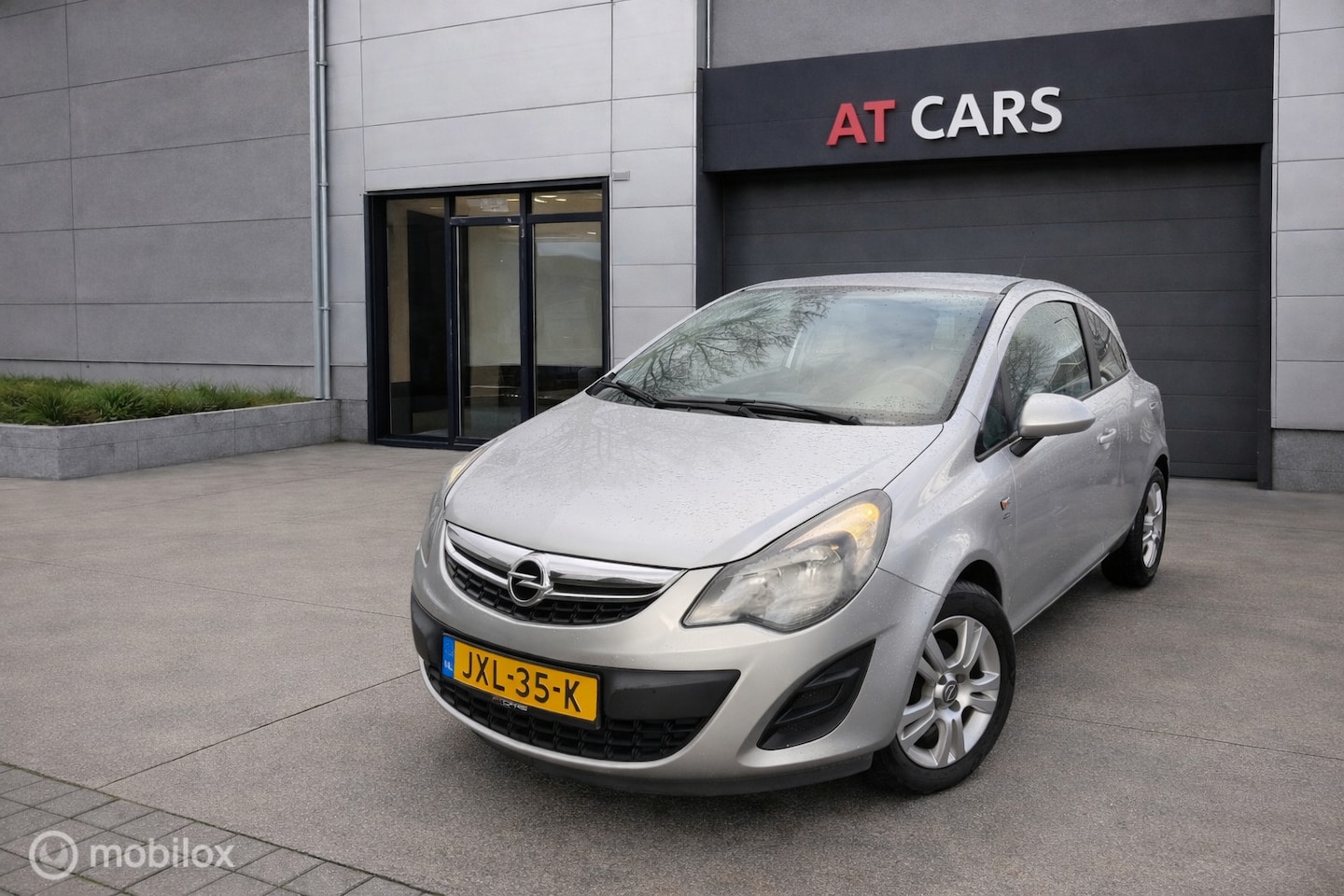 Opel Corsa - 1.2-16V Edition / Cruise / New apk / Dealer / - AutoWereld.nl