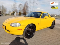 Mazda MX-5 - 1.6i Exclusive/cabrio/leder/topstaat
