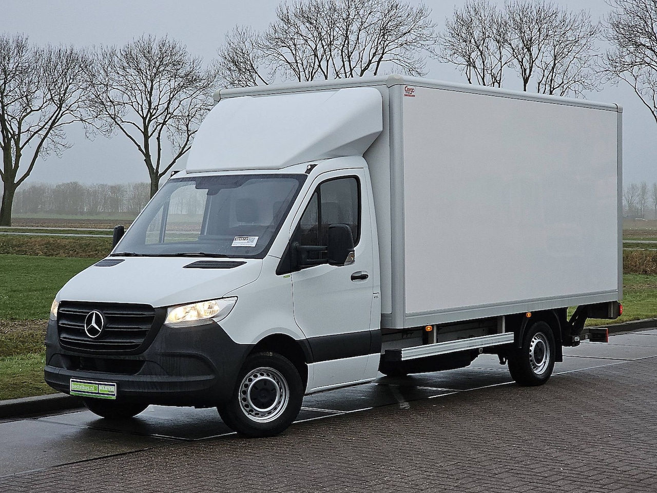 Mercedes-Benz Sprinter - 315 1.9 CDI L2H2 Bakwagen Laadklep Zijdeur Spoiler Euro6 150pk Mbux + Carplay! - AutoWereld.nl