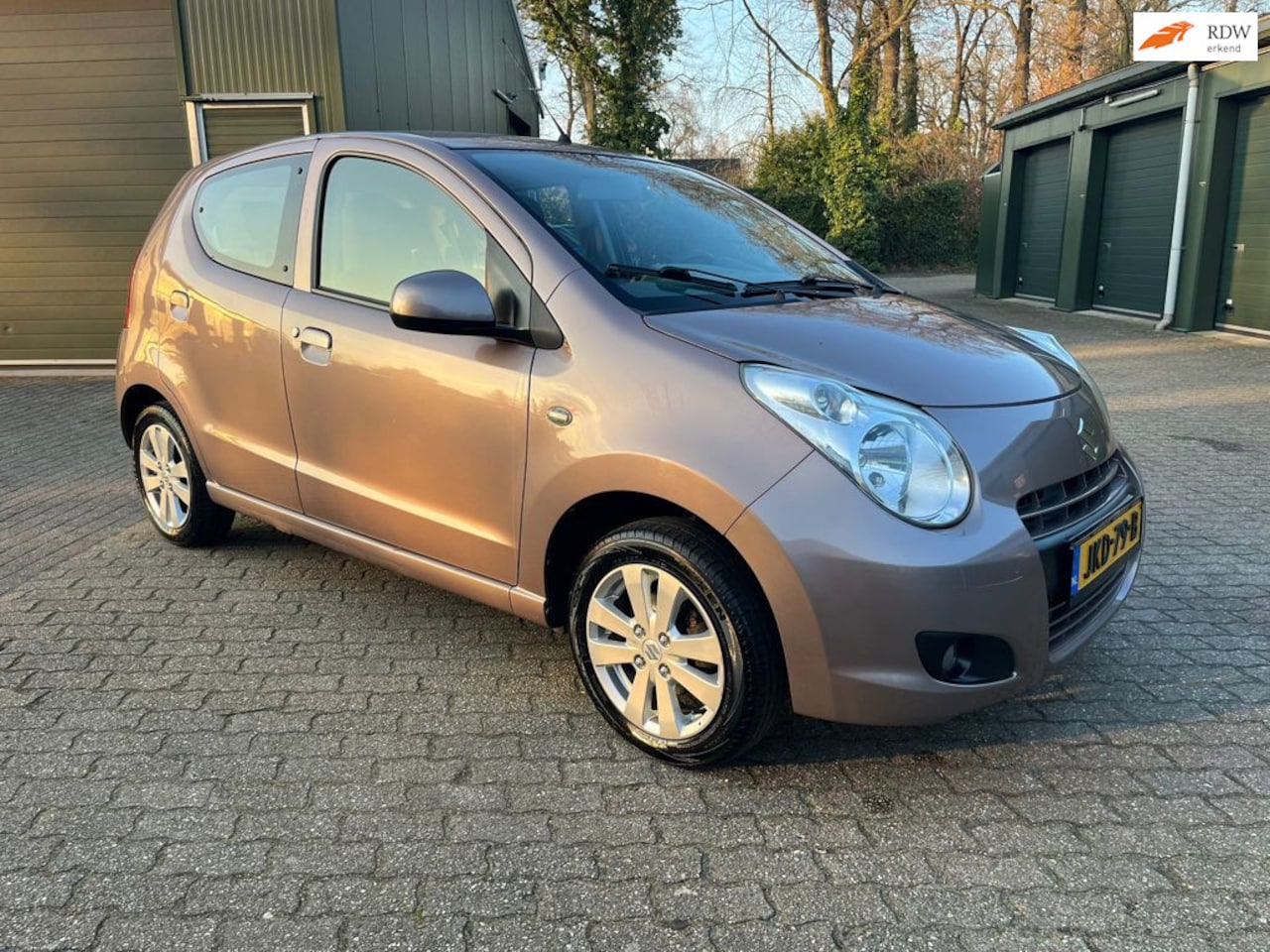 Suzuki Alto - 1.0 AUTOMAAT 5-Drs / Airco - AutoWereld.nl
