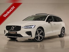 Volvo V60 - 2.0 T8 Twin Engine AWD R-Design PANO | B&W | HUD