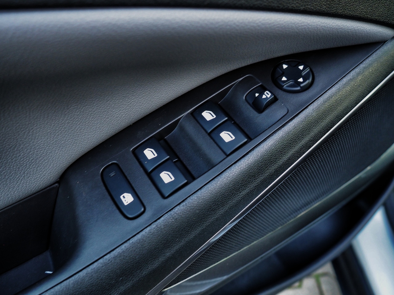 Opel Crossland X - 1.2 Turbo Innovation CLIMA NAVI CAMERA PARKEER S.