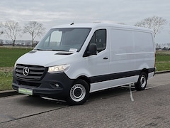 Mercedes-Benz Sprinter - 317 1.9 CDI L2H1 Navi Automaat Mbux Camera Adaptieve Cruise Airco PDC Euro6 170 PK