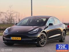 Tesla Model 3 - Long Range AWD 75 kWh