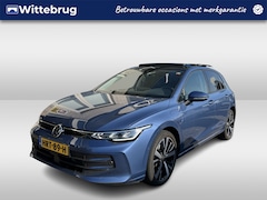 Volkswagen Golf - 1.5 eHybrid Life Edition / GARANTIE TM 06-2029/ AUTOMAAT/ PANODAK/ KEYLESS/ CRUISE/ APP-CO