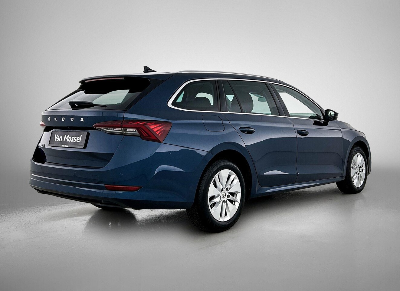 Skoda Octavia Combi - 2.0 TDI Clever - AutoWereld.nl