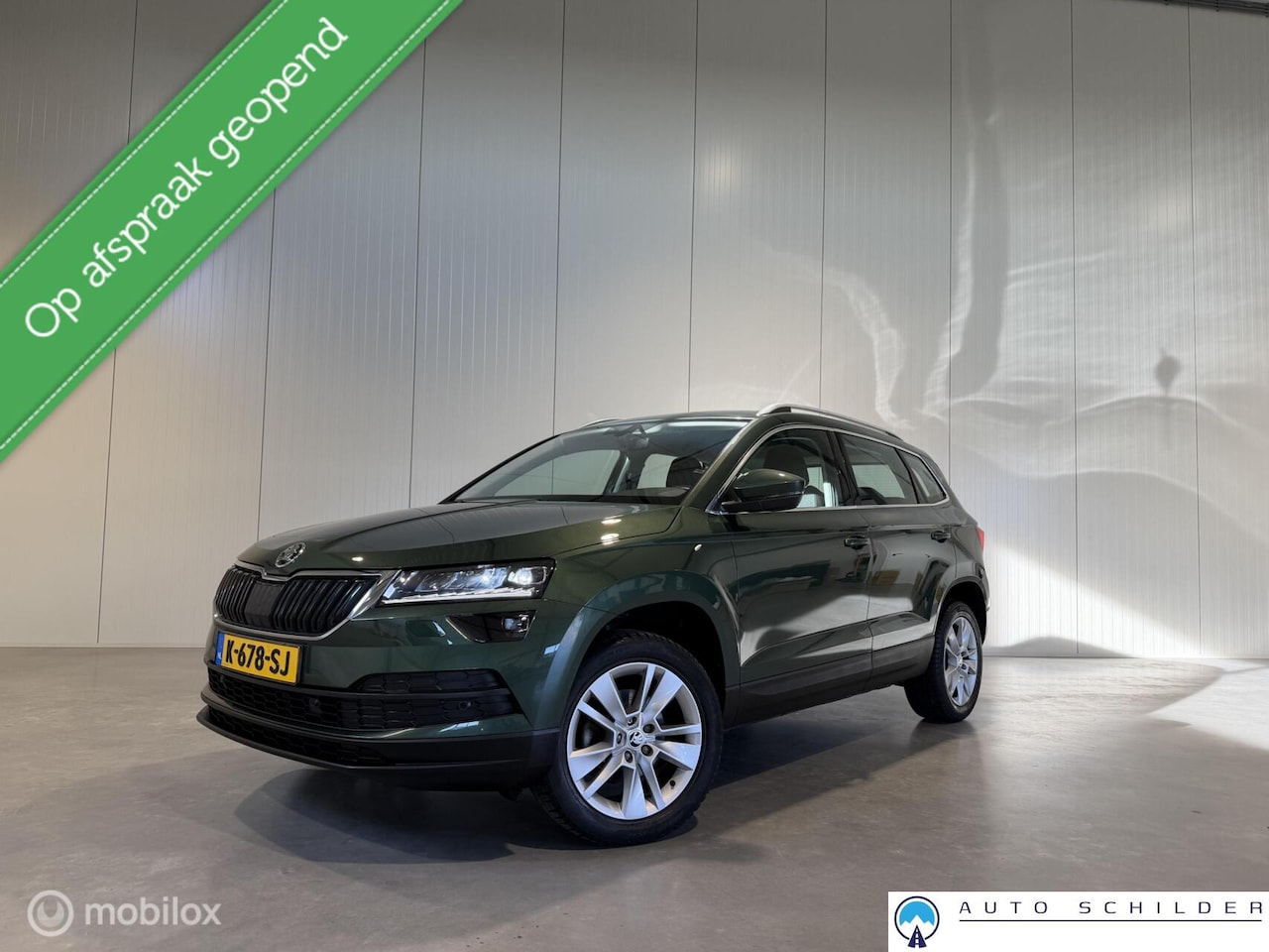 Skoda Karoq - 1.0 TSI Business Edition 1.0 TSI Business Edition, Navi|Led|Keyless|Camera|Afn. Trekhaak|1e eig.|Org.NL|Carplay - AutoWereld.nl
