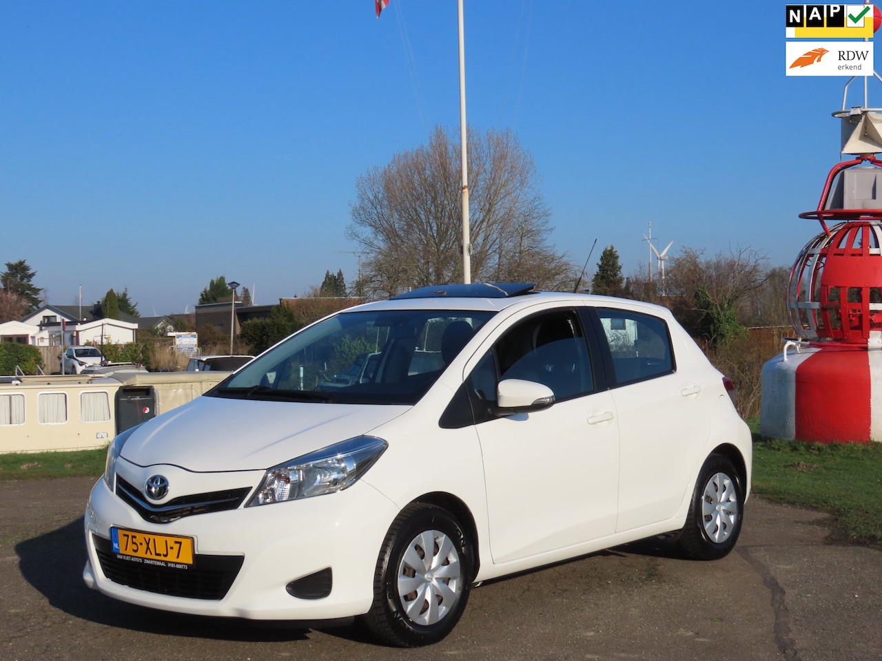Toyota Yaris - 1.0 VVT-i Aspiration *2e EIG *Camera *Voll Onderhoud - AutoWereld.nl
